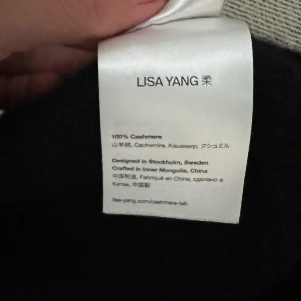 Lisa Yang Cashmere Sleeveless Crop Top/Bralette -  size 0 - Picture 5 of 6